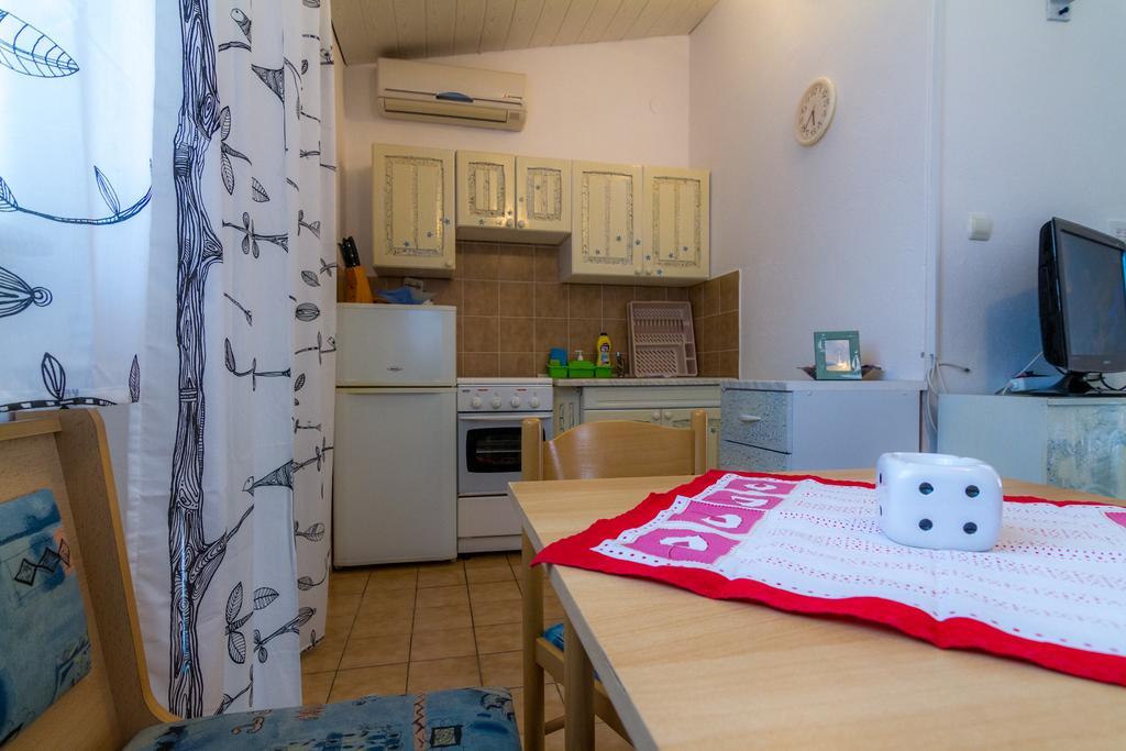 Starigrad Apartment Екстер'єр фото